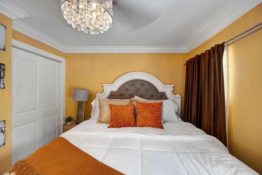 HILLVIEW TERRACE Unit: 4