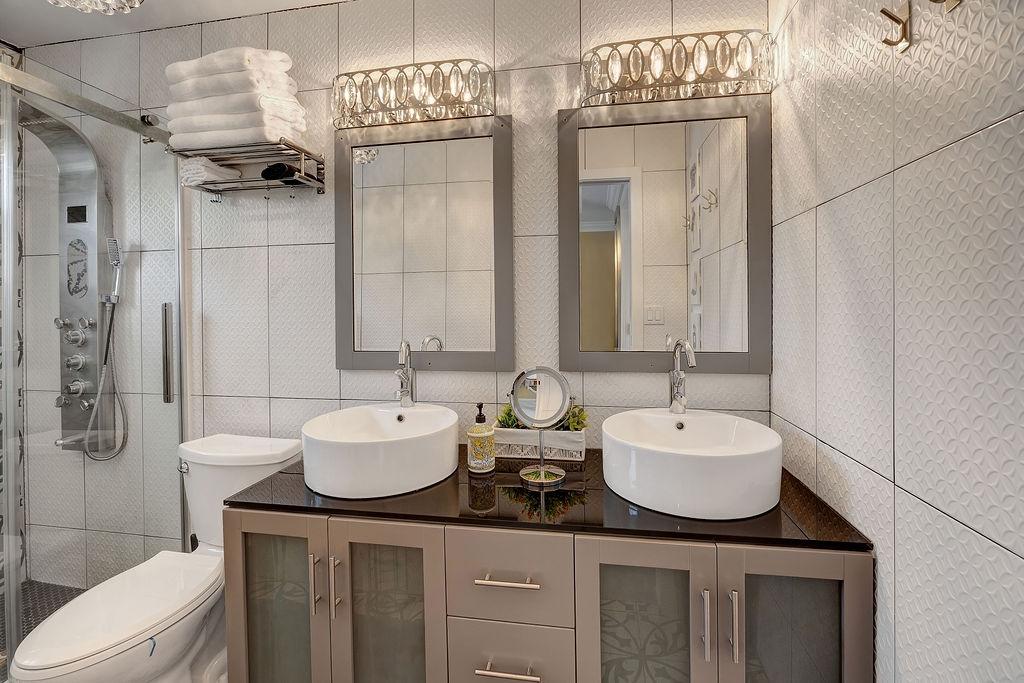 HILLVIEW TERRACE Unit: 4