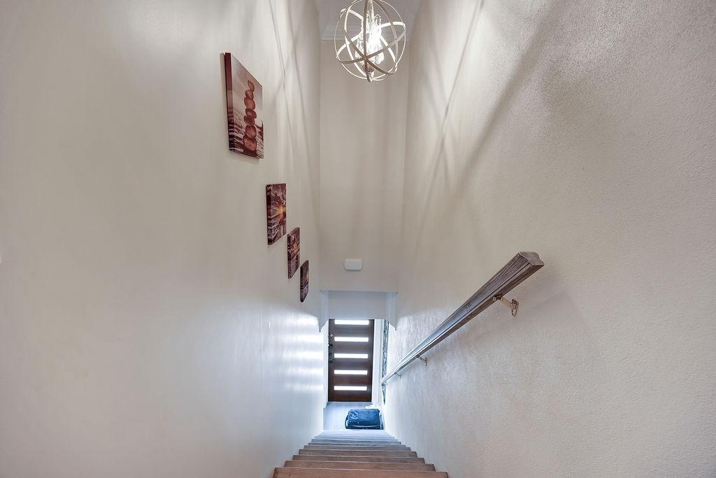 HILLVIEW TERRACE Unit: 4