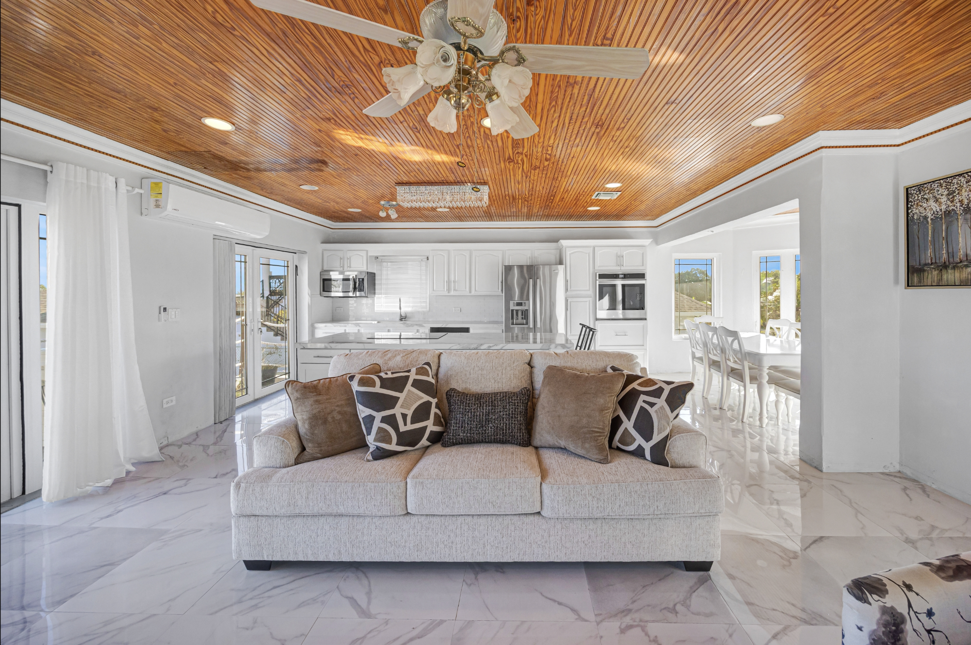 OCEANVIEW DRIVE Unit: 14B