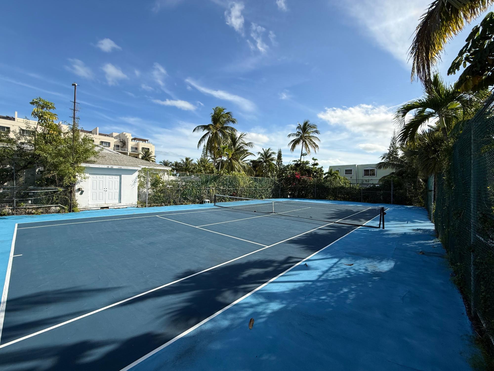 #7 BAYVIEW VILLAS Unit: 7