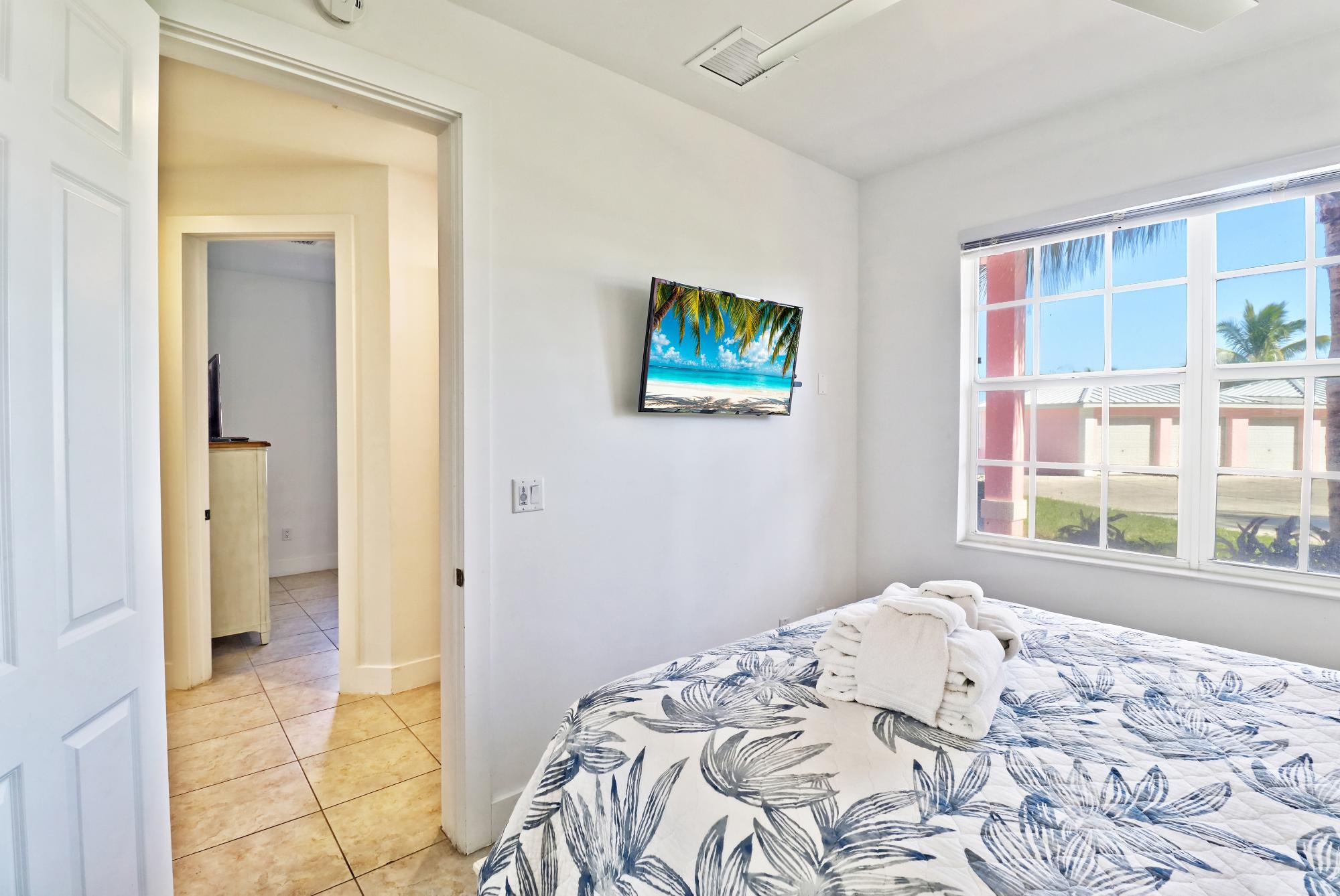 BAHAMA BEACH CLUB Unit: 2083