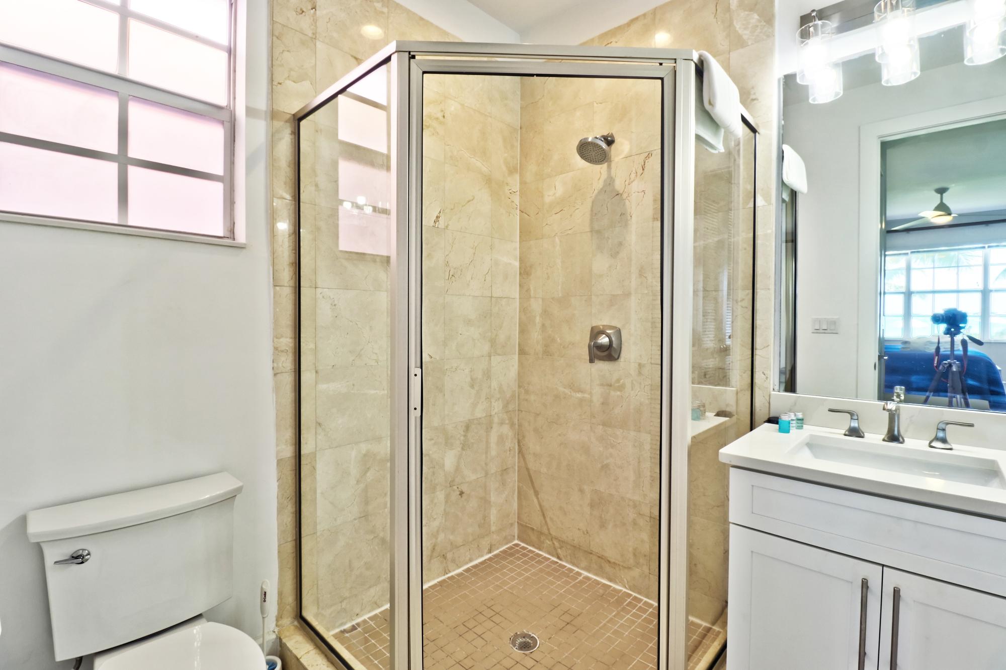 BAHAMA BEACH CLUB Unit: 2083