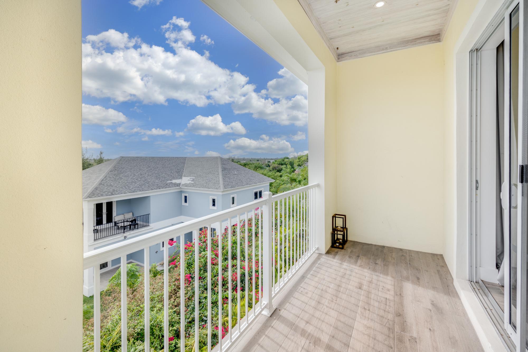 MARBELLA SHORES Unit: 3