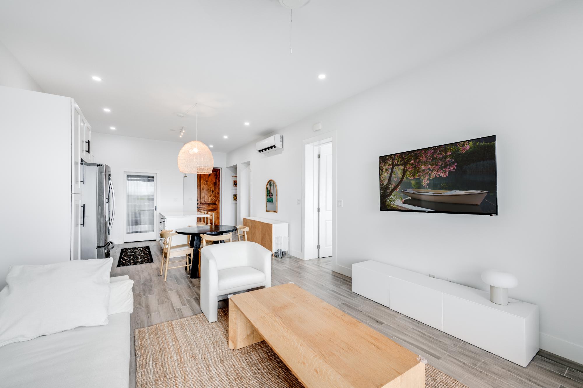 MARBELLA SHORES Unit: 3