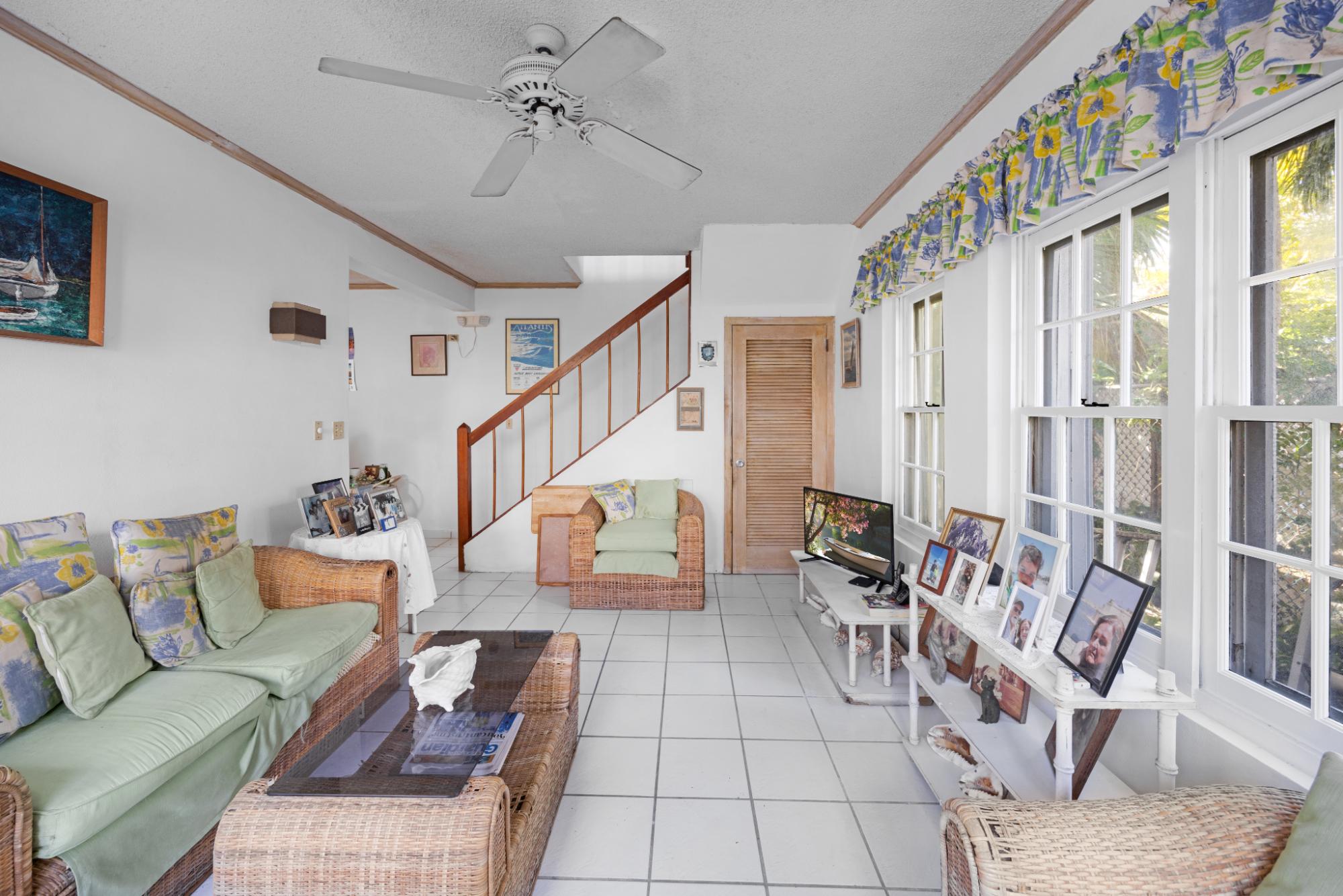 ETON AVENUE Unit: 18