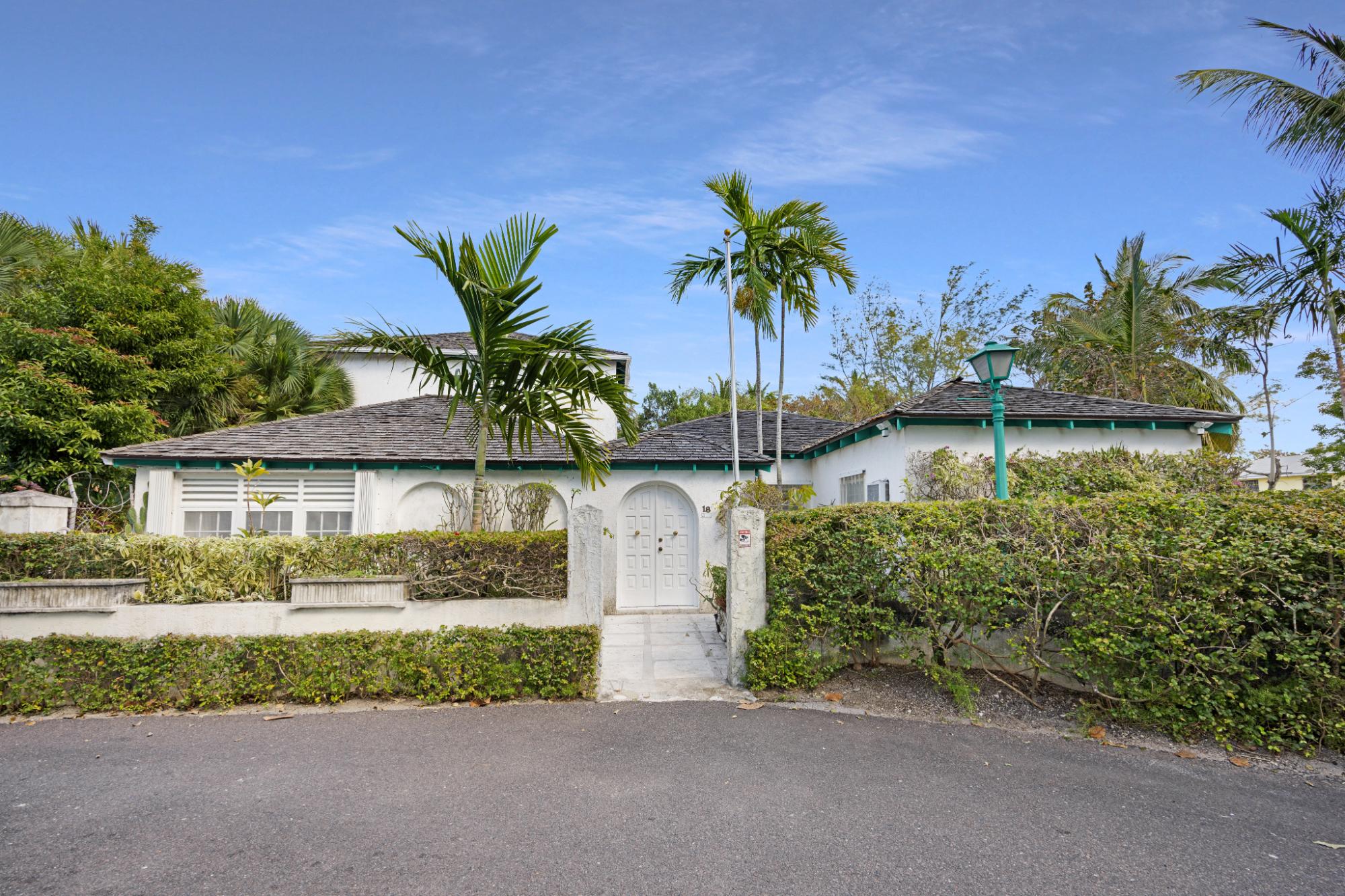 ETON AVENUE Unit: 18