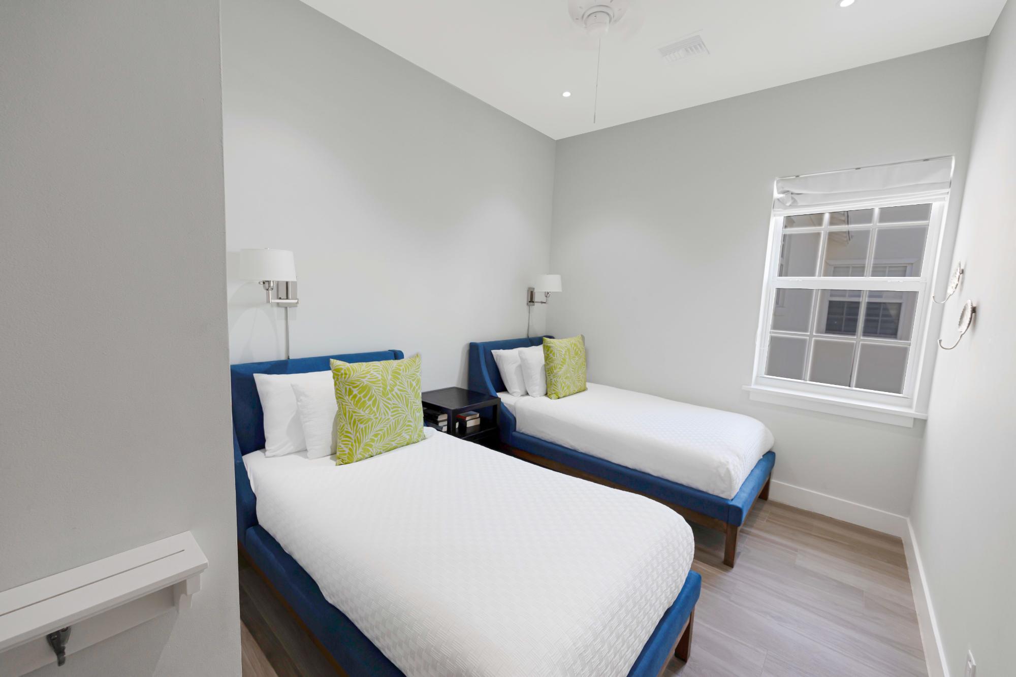 GALLEON BAY Unit: 16