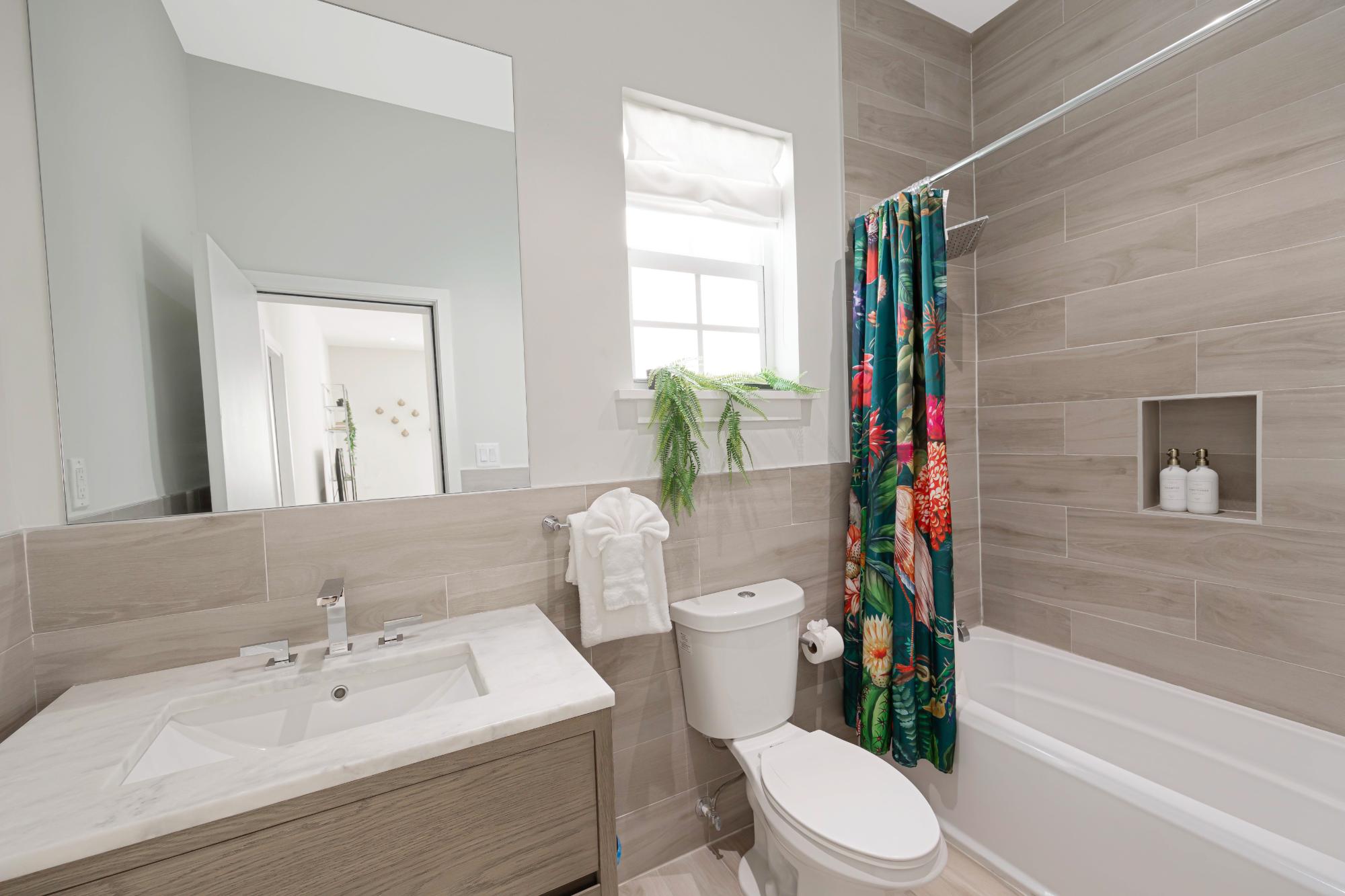 GALLEON BAY Unit: 16