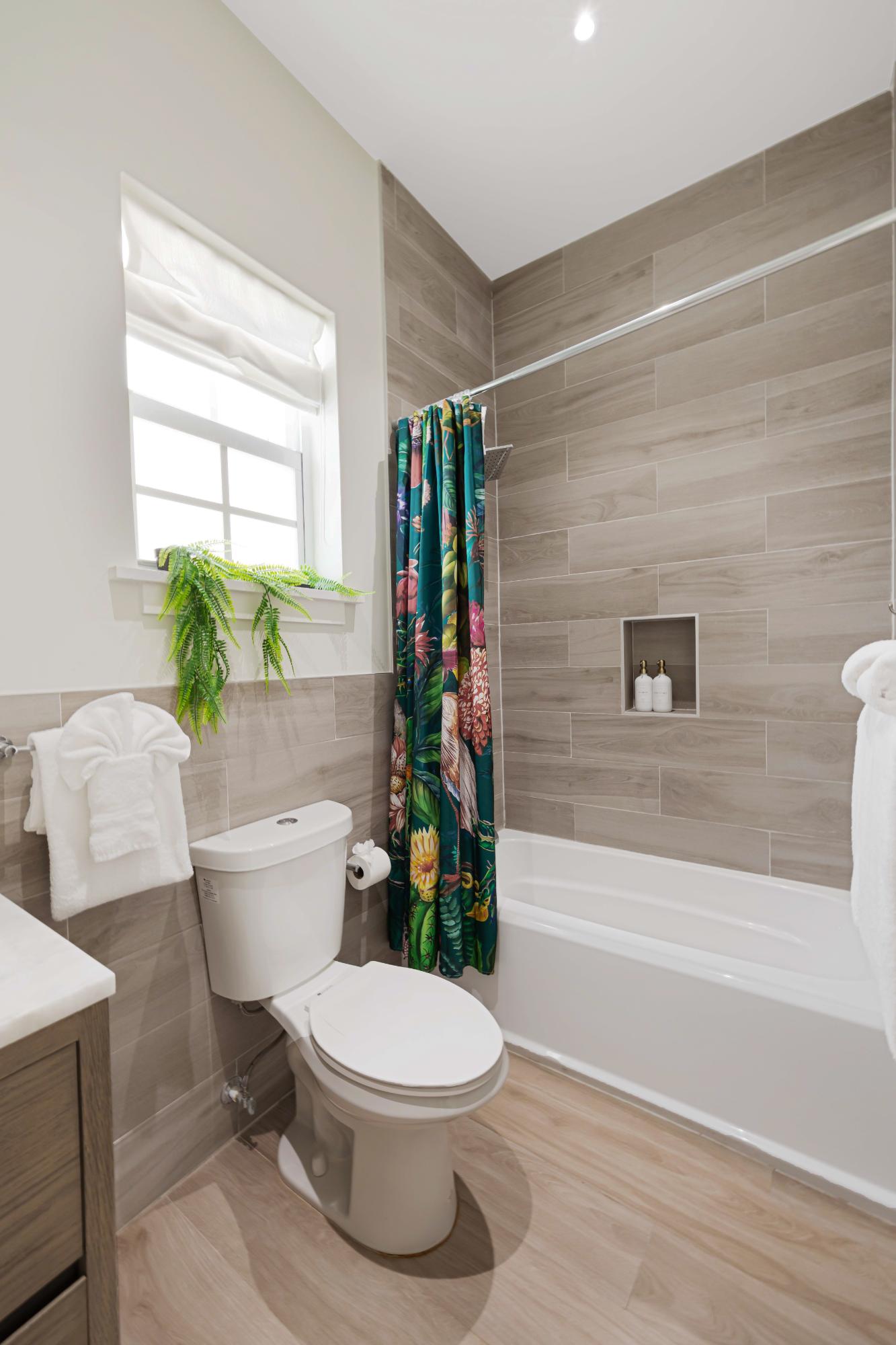 GALLEON BAY Unit: 16