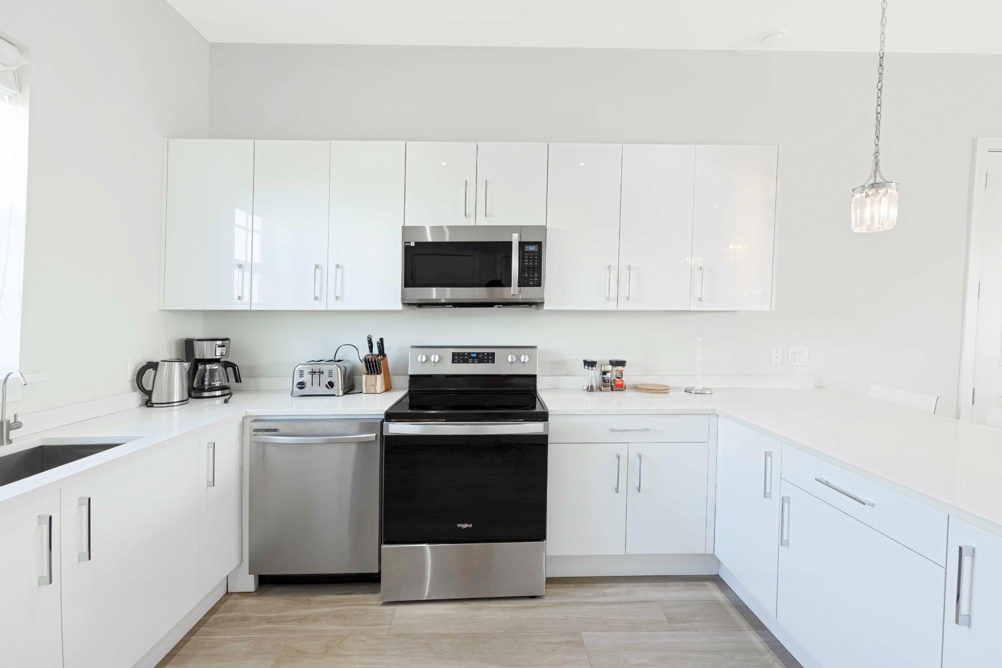 GALLEON BAY Unit: 16