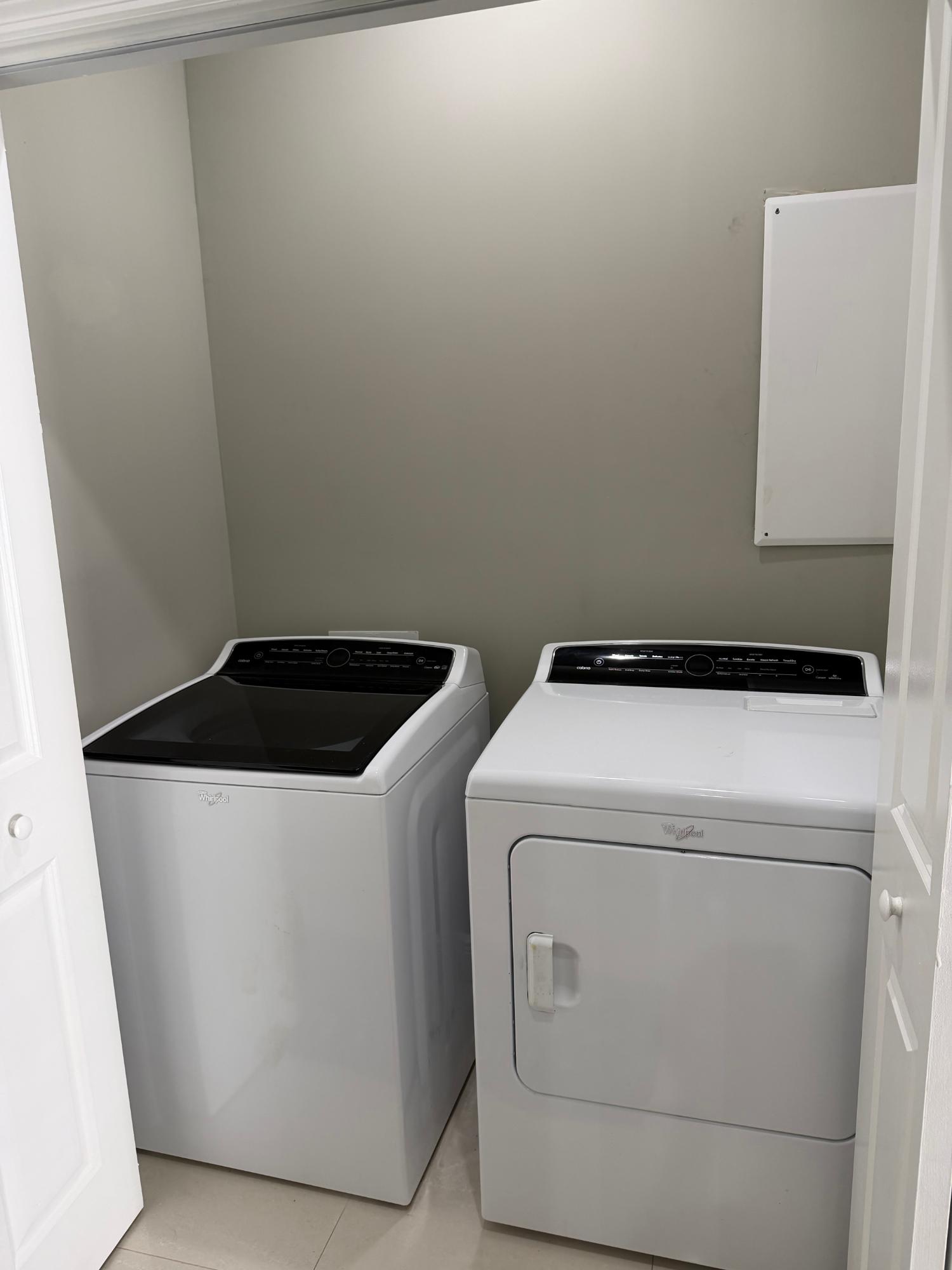 VENETIAN WEST Unit: 2001