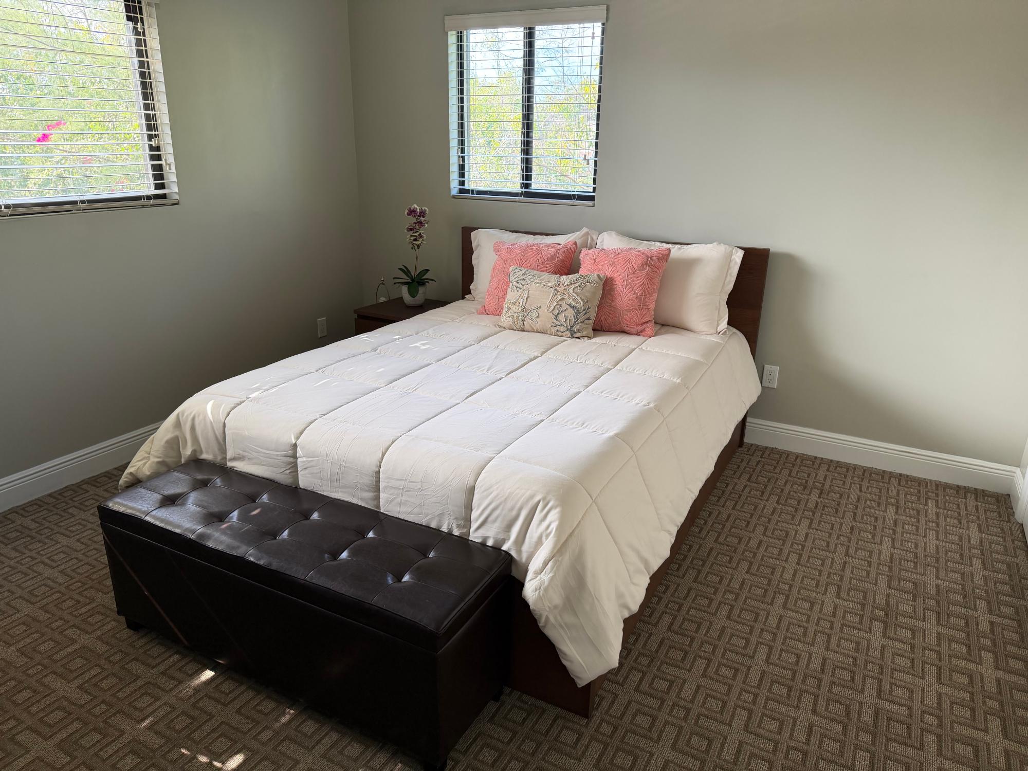 VENETIAN WEST Unit: 2001