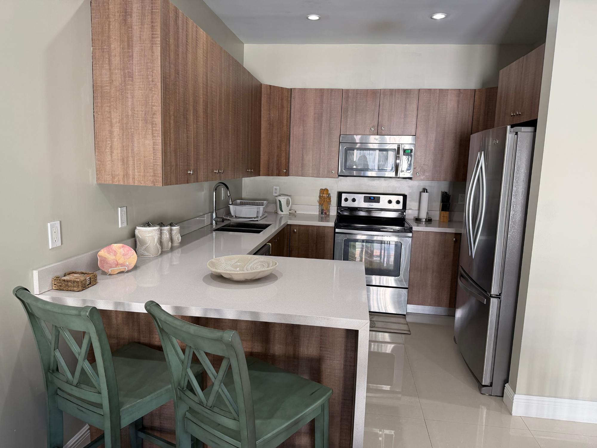 VENETIAN WEST Unit: 2001