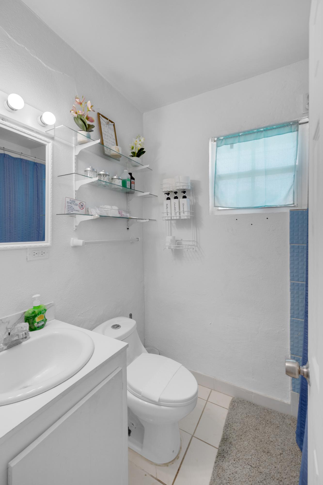 BAHAMA ORCHID COTTAGE