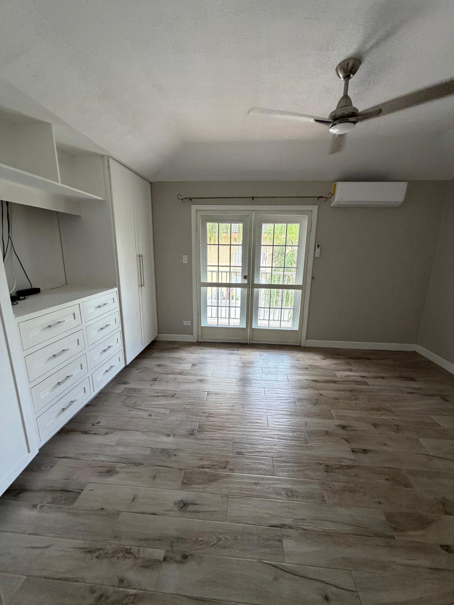 SEA VIEW DRIVE Unit: 19
