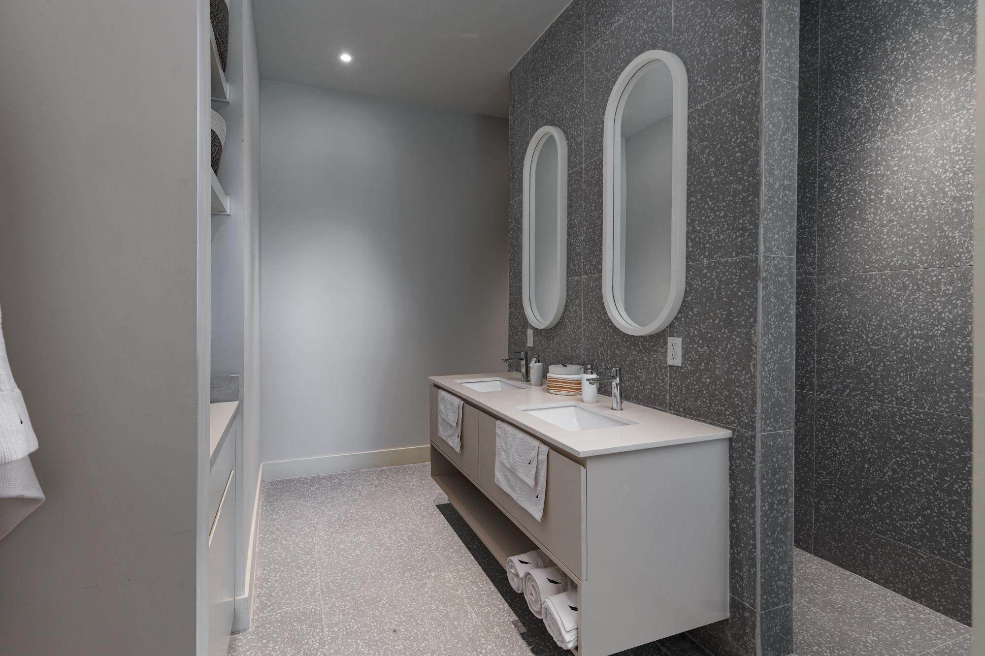 WESTEND Unit: 5