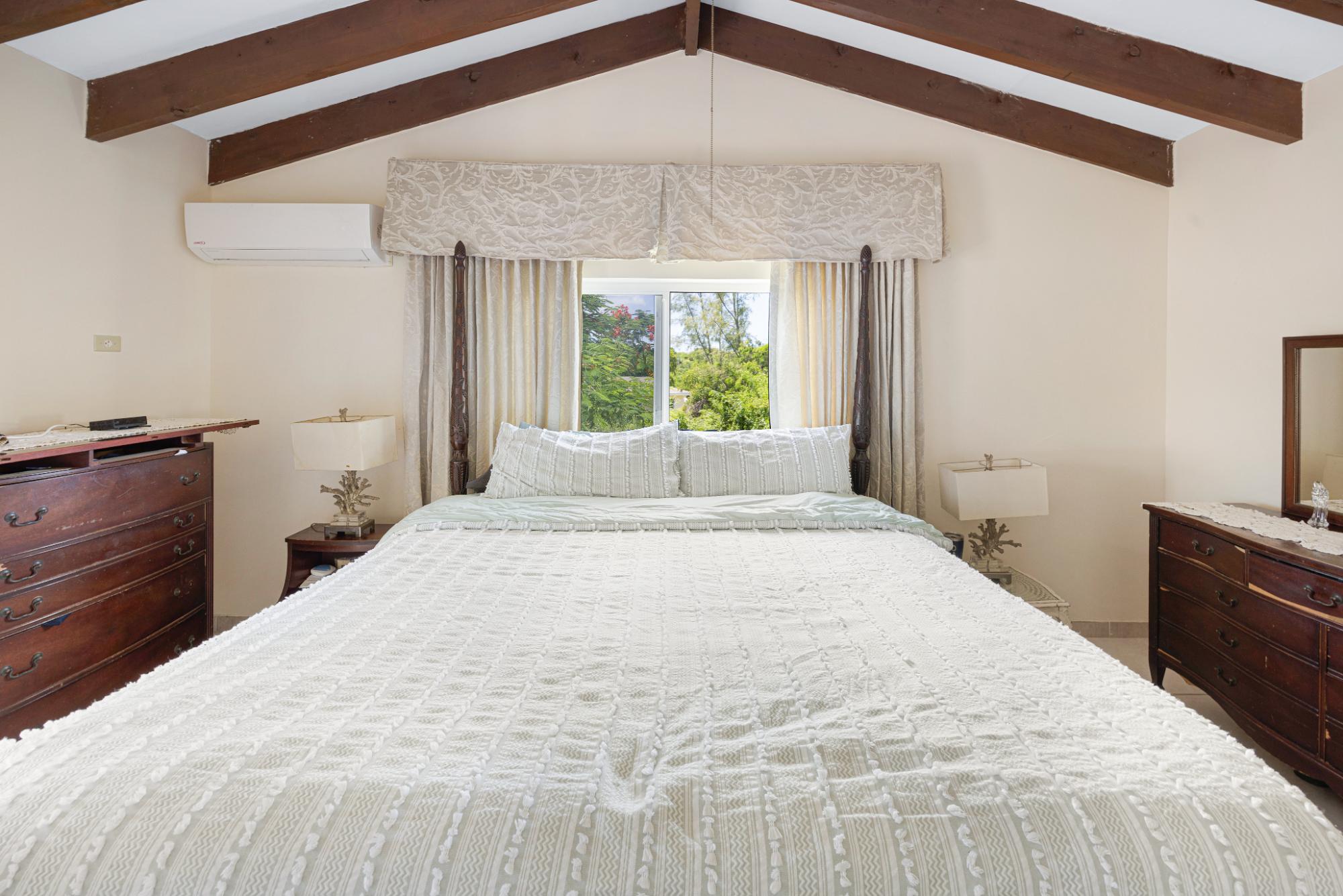 GROVELANDS ROAD Unit: 9