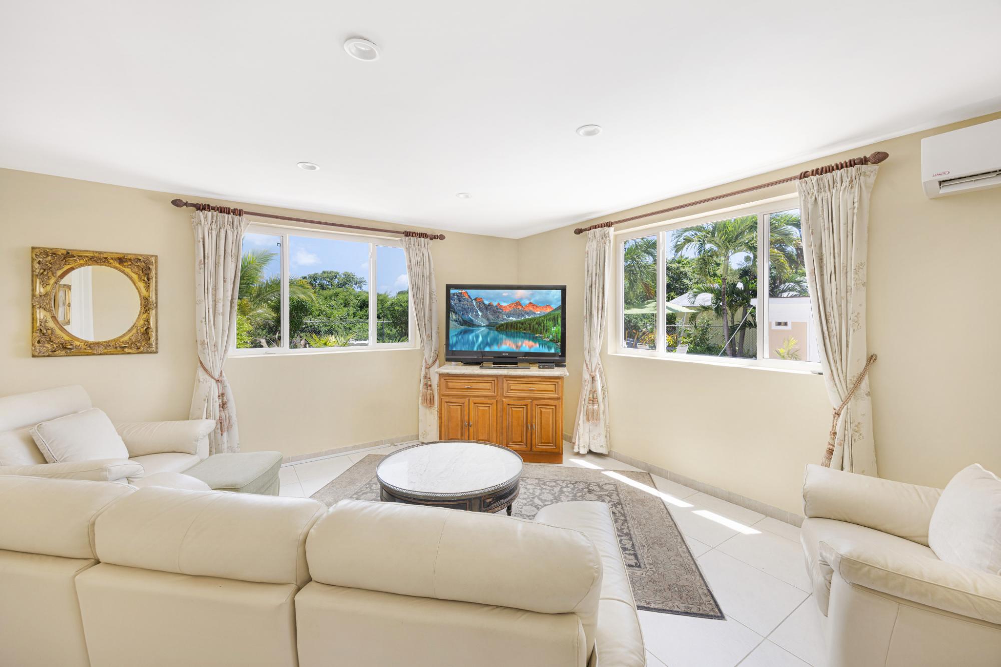 GROVELANDS ROAD Unit: 9