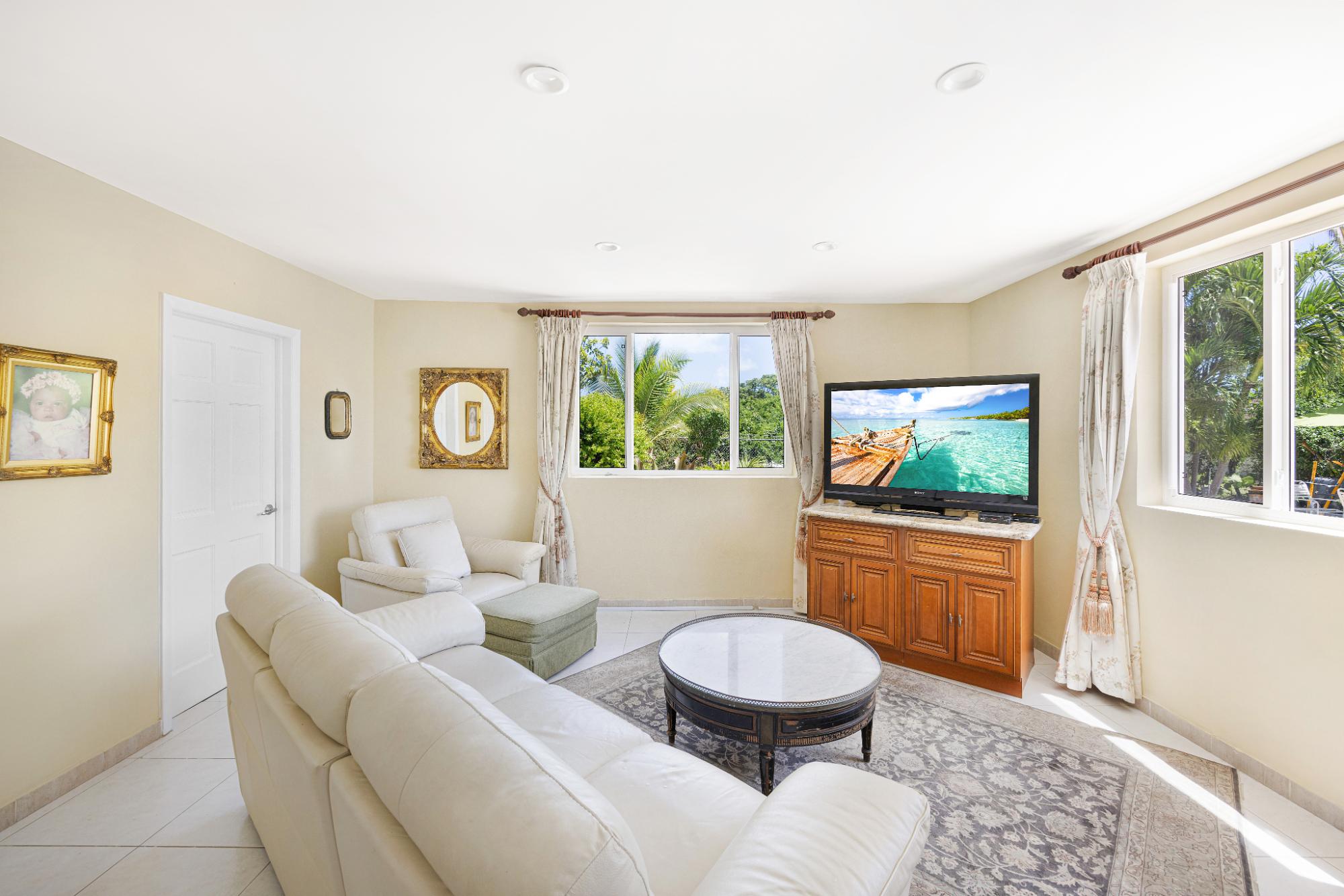 GROVELANDS ROAD Unit: 9