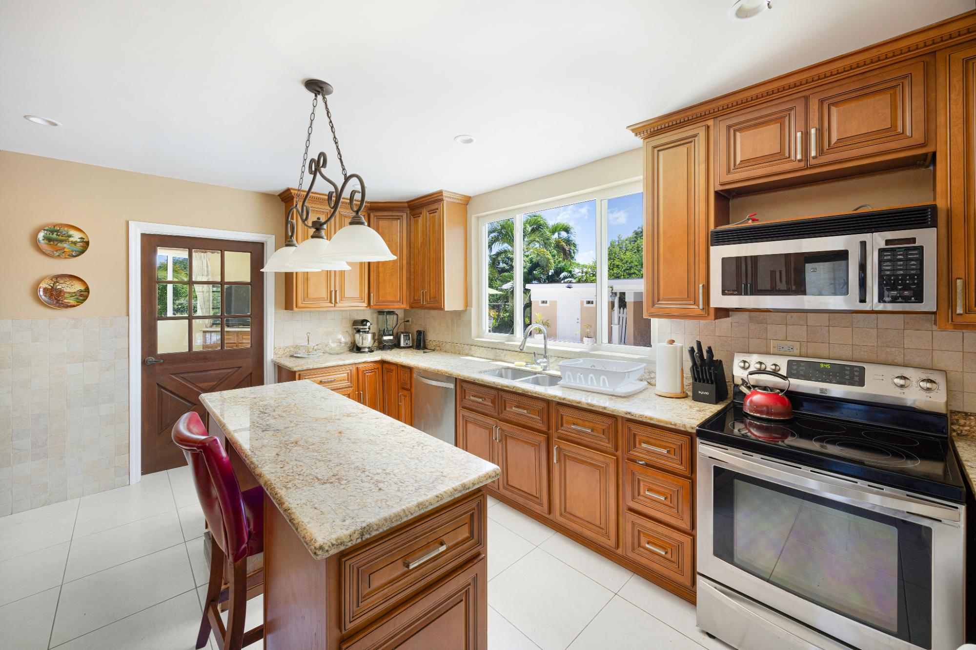 GROVELANDS ROAD Unit: 9