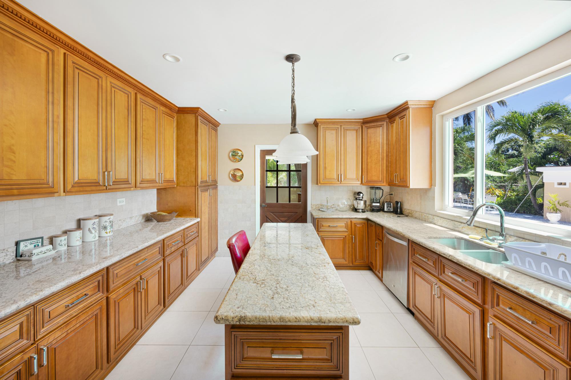 GROVELANDS ROAD Unit: 9
