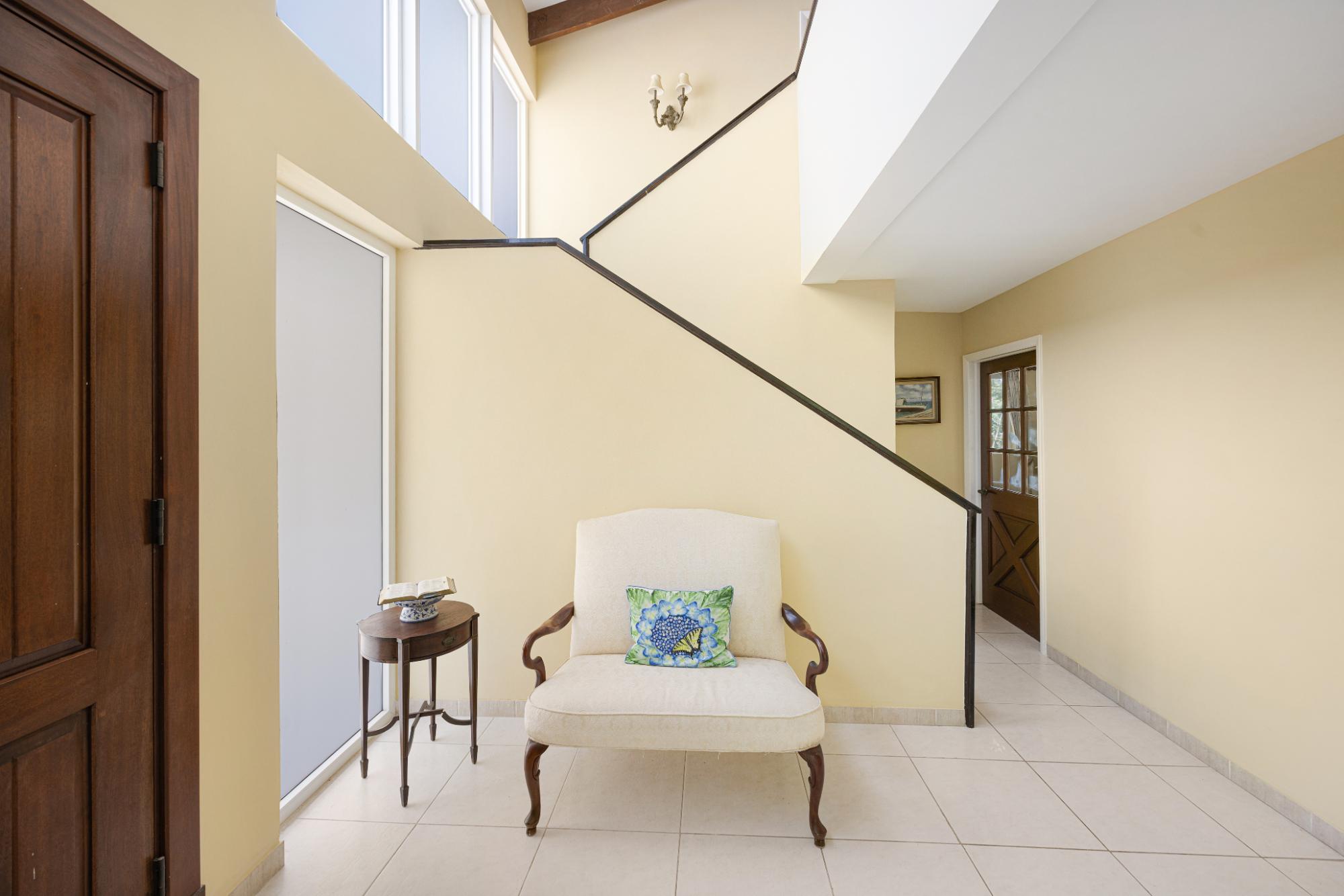 GROVELANDS ROAD Unit: 9