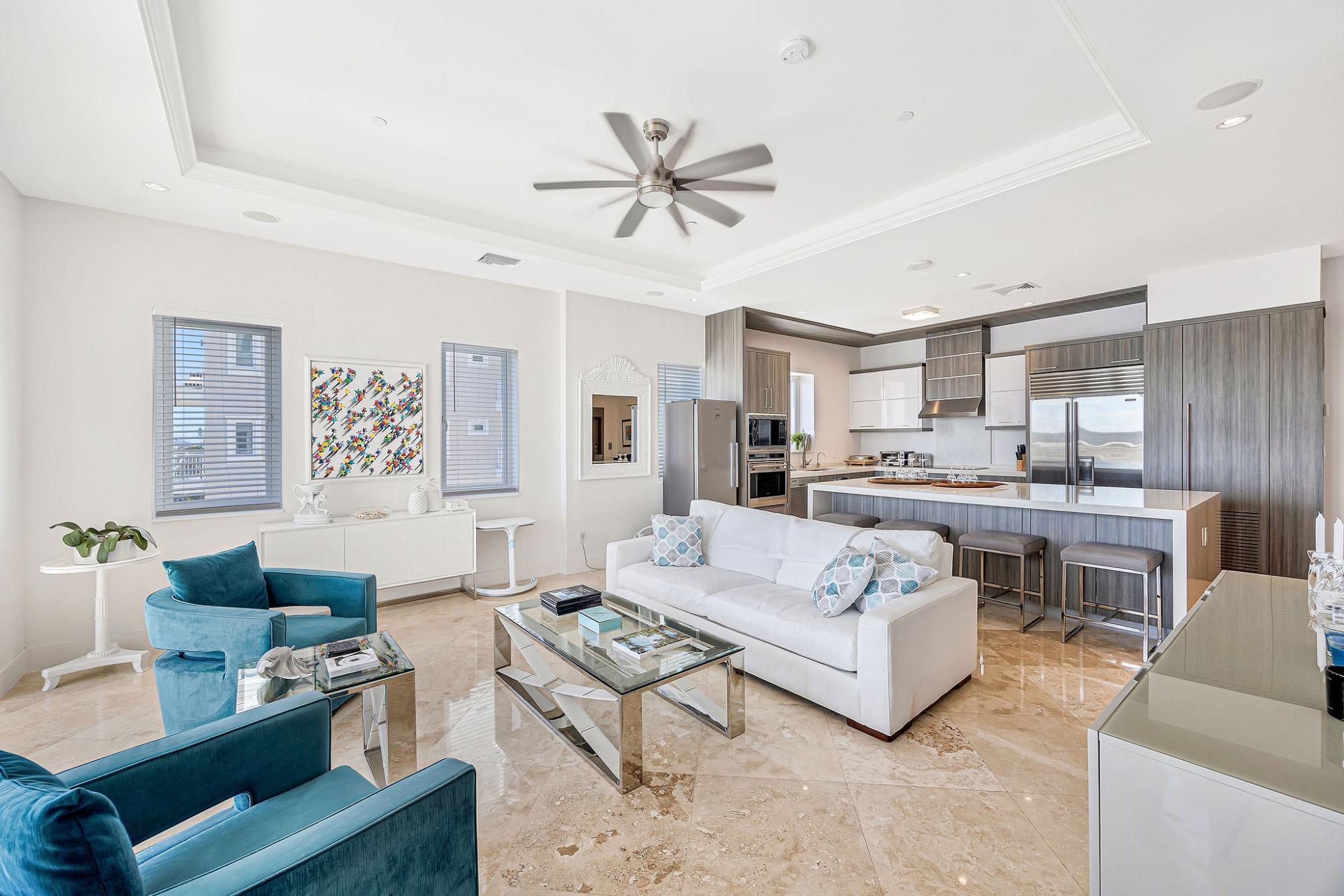 ONE OCEAN Unit: 605