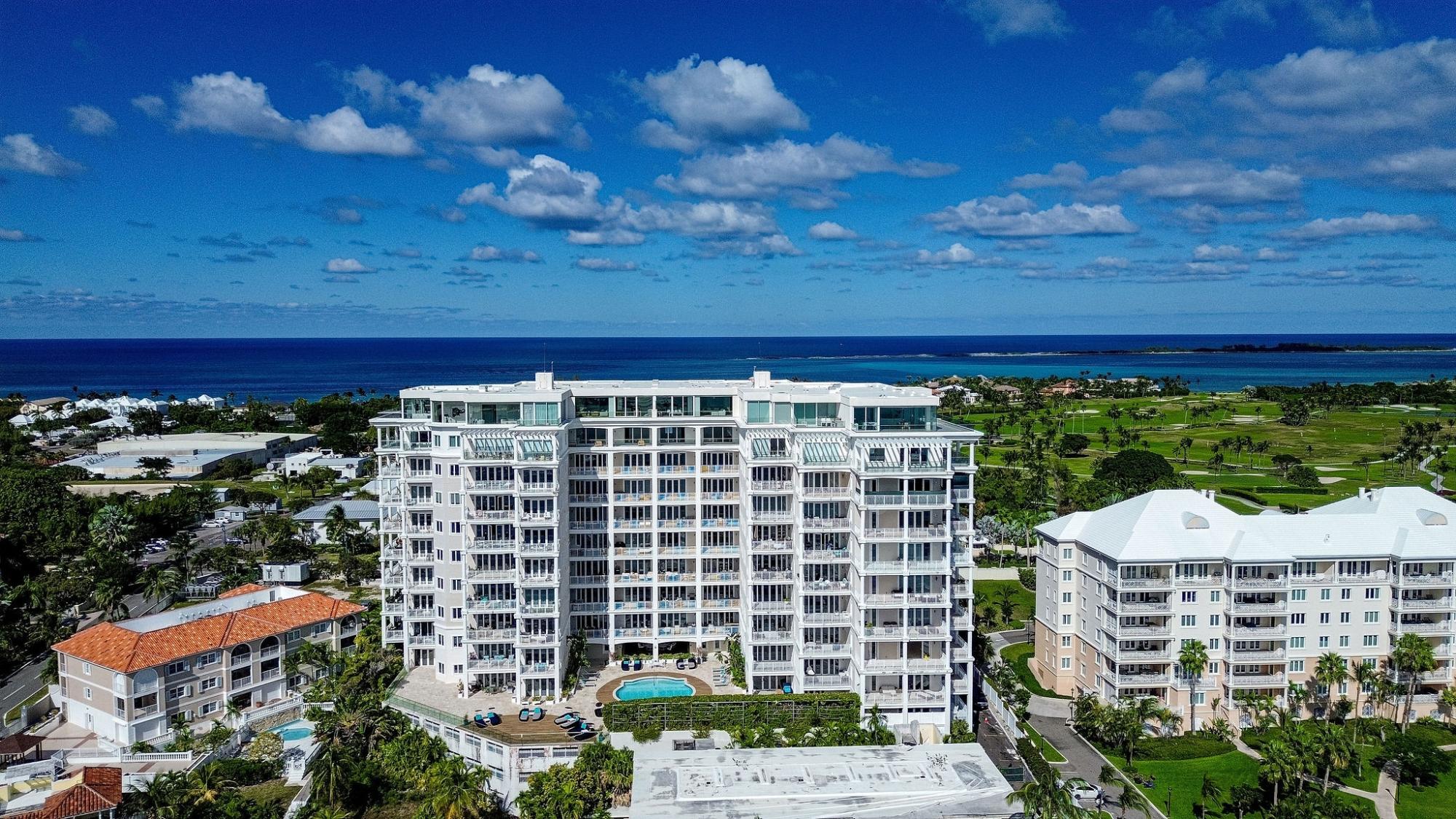 ONE OCEAN Unit: 605