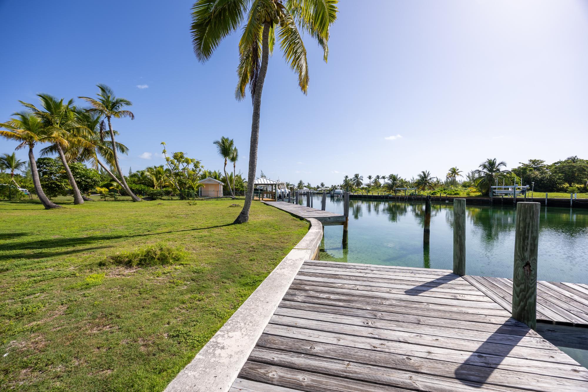 WOOD HOUSE TREASURE CAY