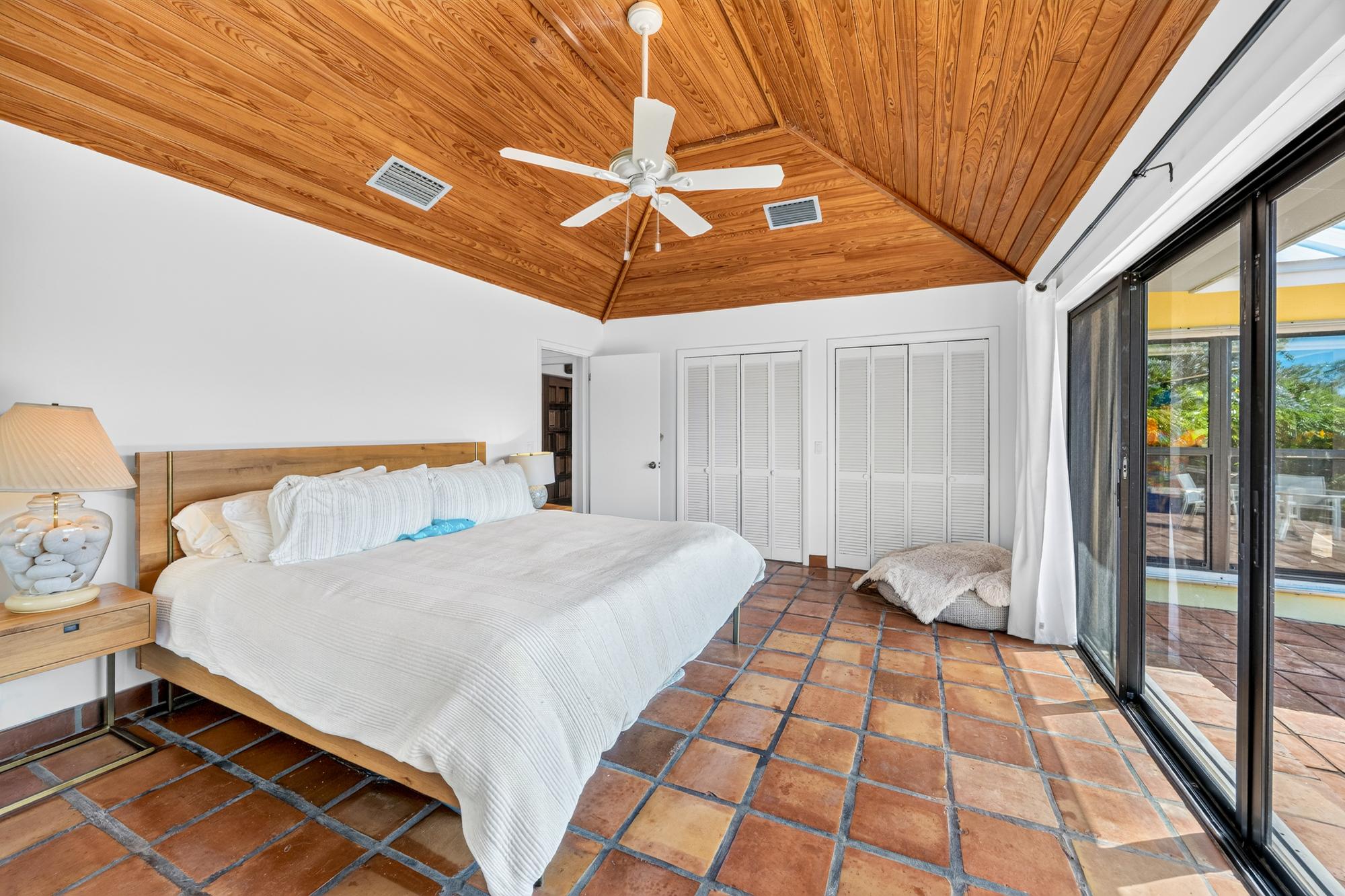 WOOD HOUSE TREASURE CAY