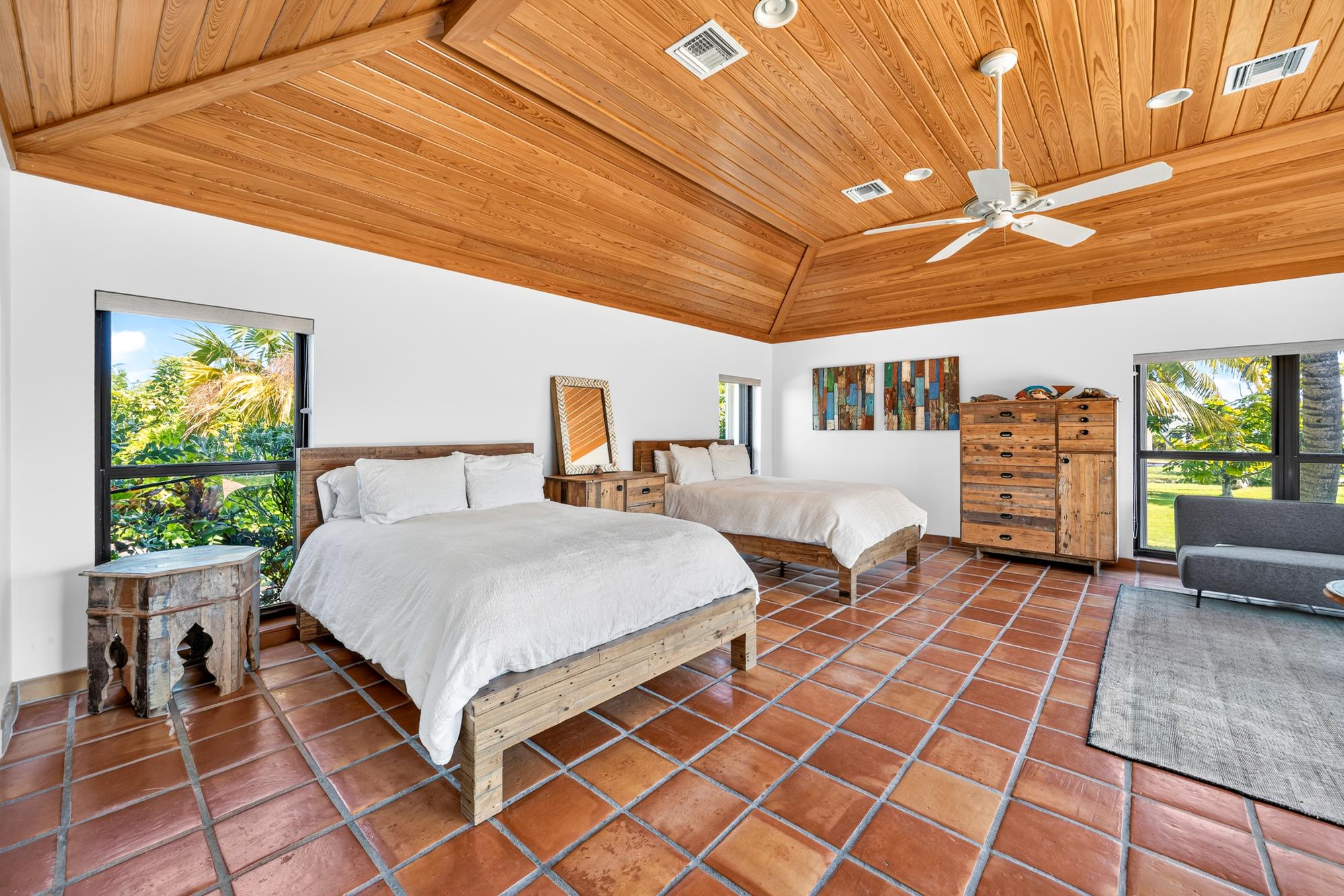 WOOD HOUSE TREASURE CAY
