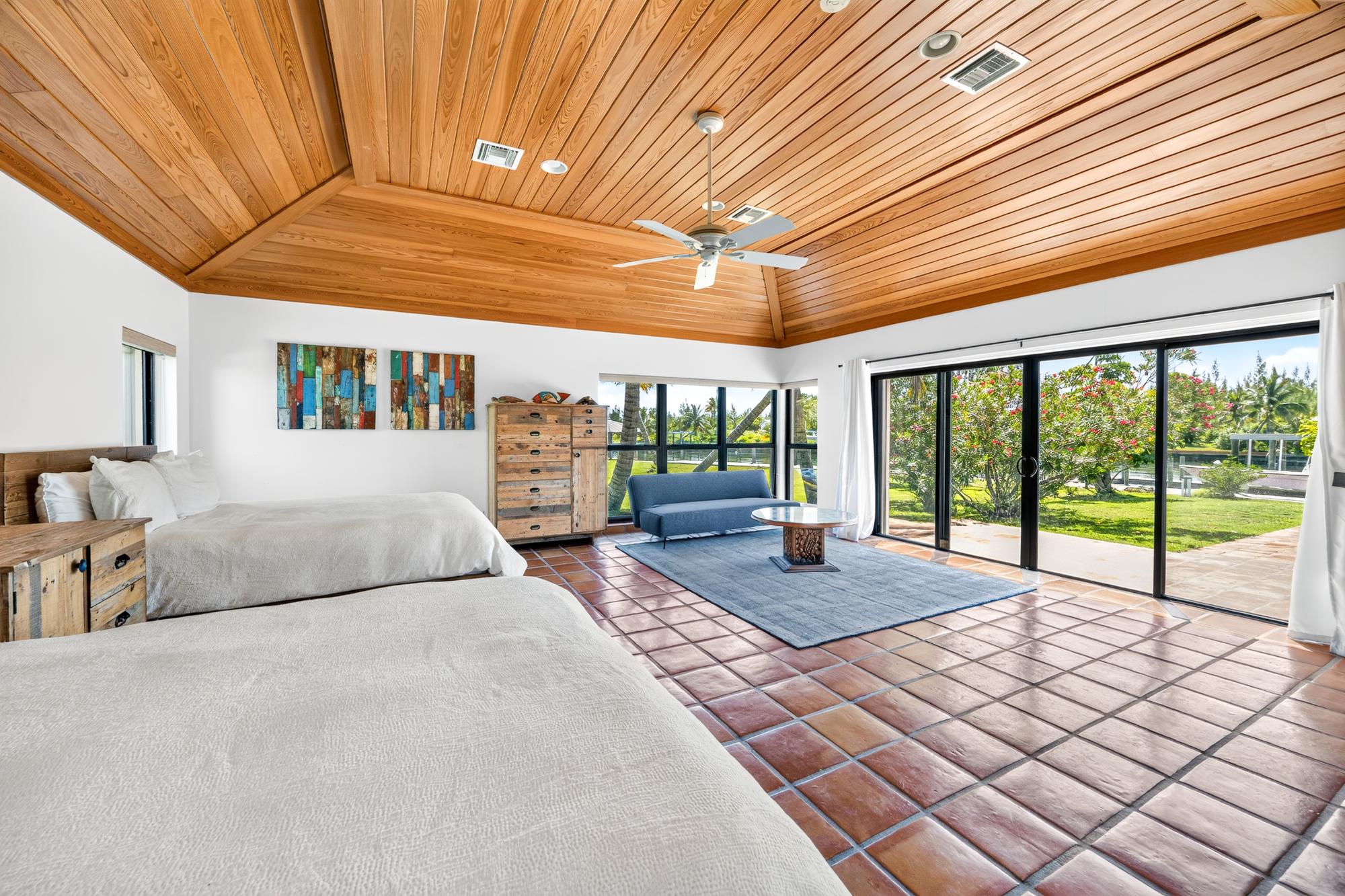 WOOD HOUSE TREASURE CAY