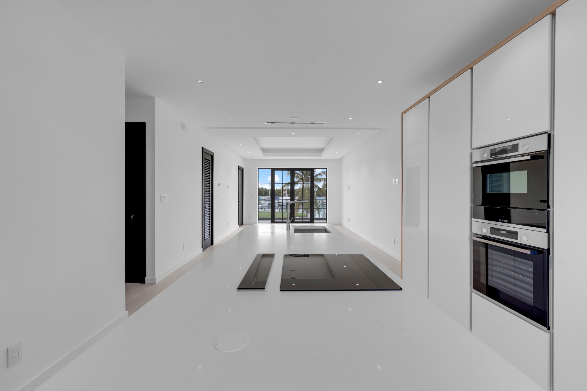 THE PALMS Unit: 105