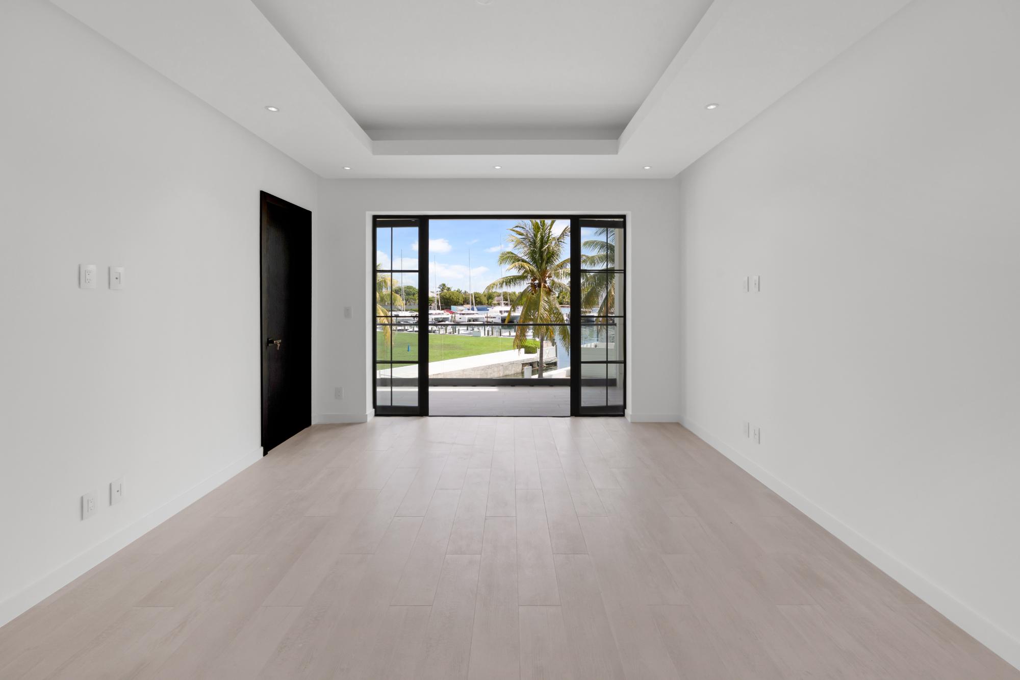 THE PALMS Unit: 105