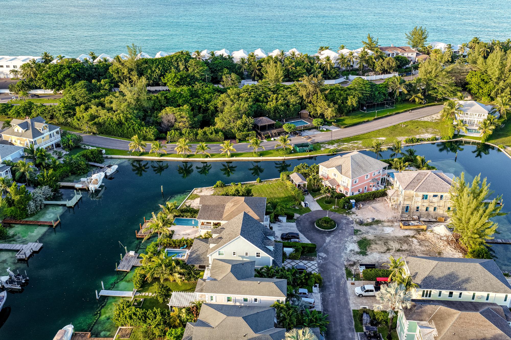20 POINCIANCA CAY, SANDYPORT Unit: Lot 20