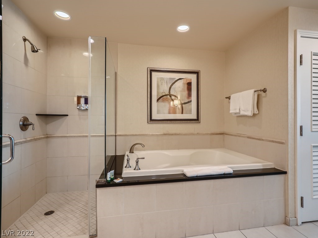 145 E Harmon Avenue Unit: 2708