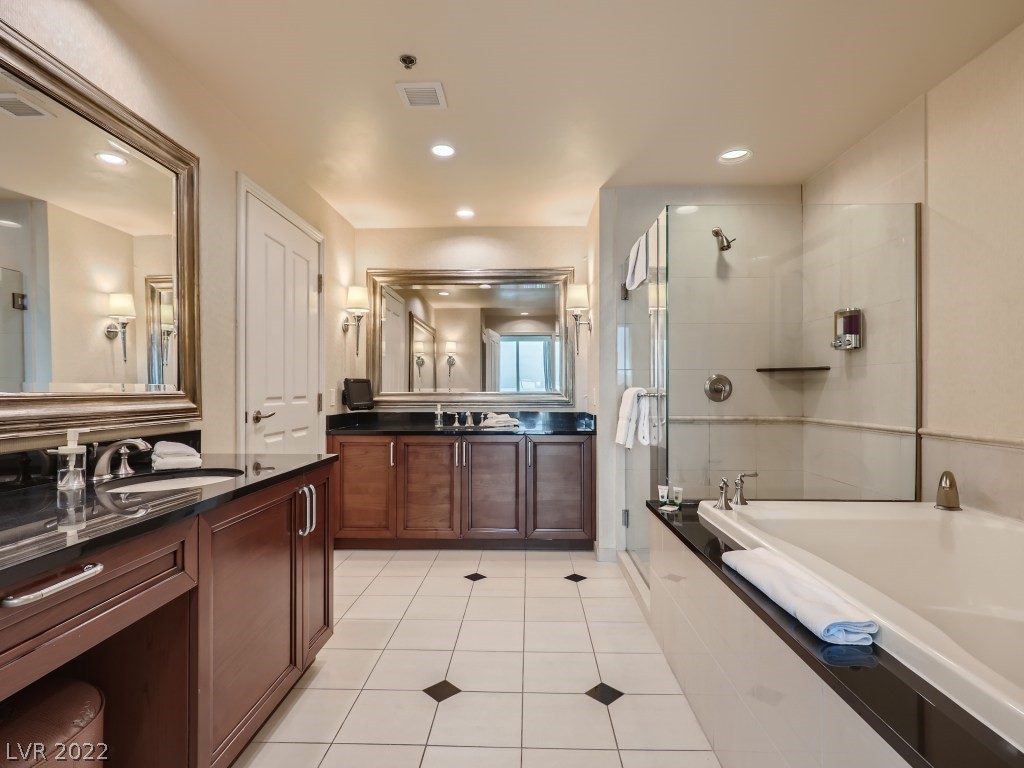 145 E Harmon Avenue Unit: 2708