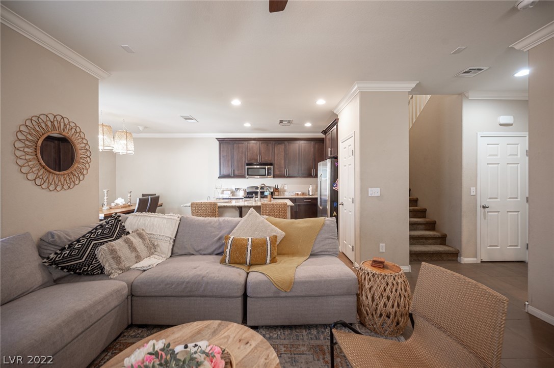 10528 Verona Wood Street