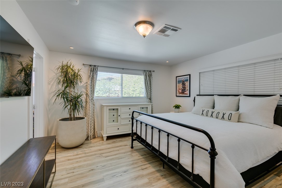 1812 Poco Way