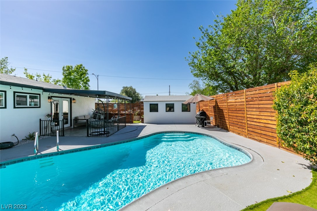 1812 Poco Way