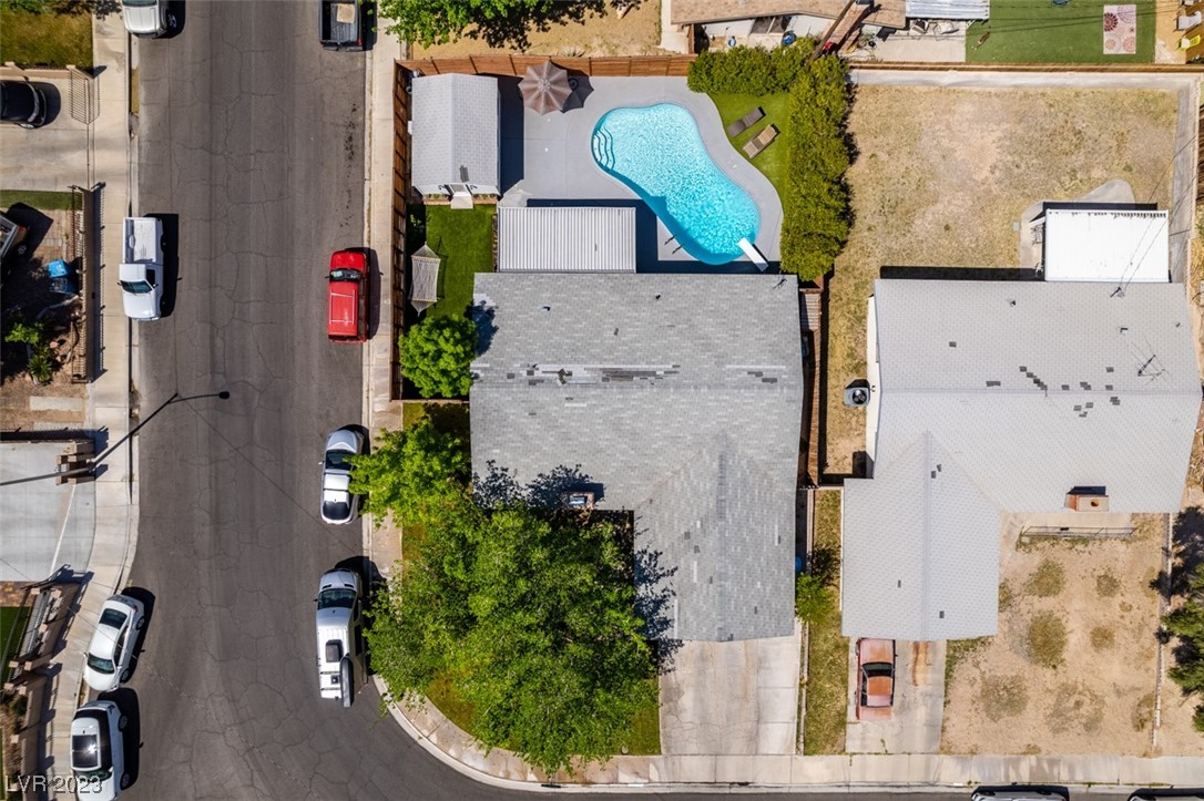 1812 Poco Way