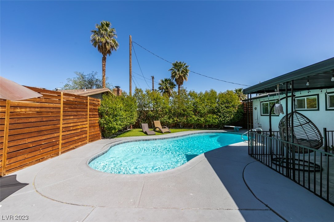 1812 Poco Way