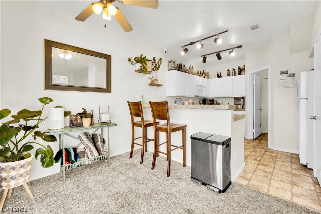 251 S Green Valley Parkway Unit: 1713