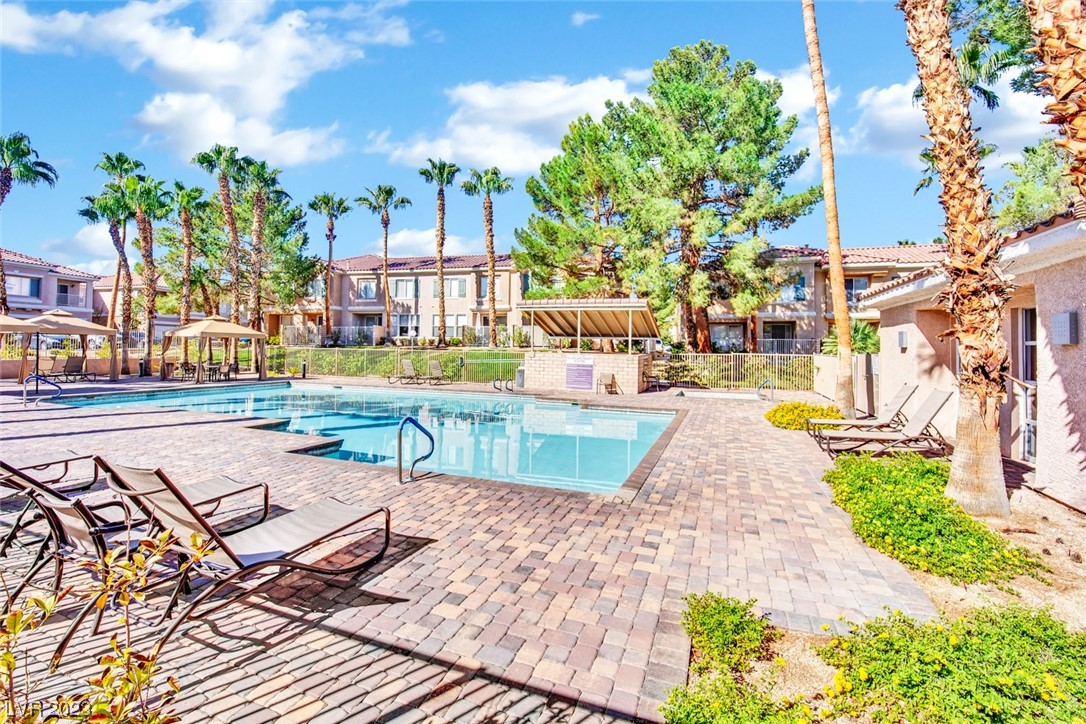 251 S Green Valley Parkway Unit: 1713