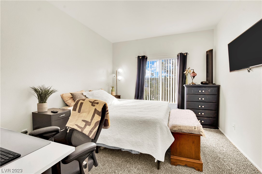 251 S Green Valley Parkway Unit: 1713