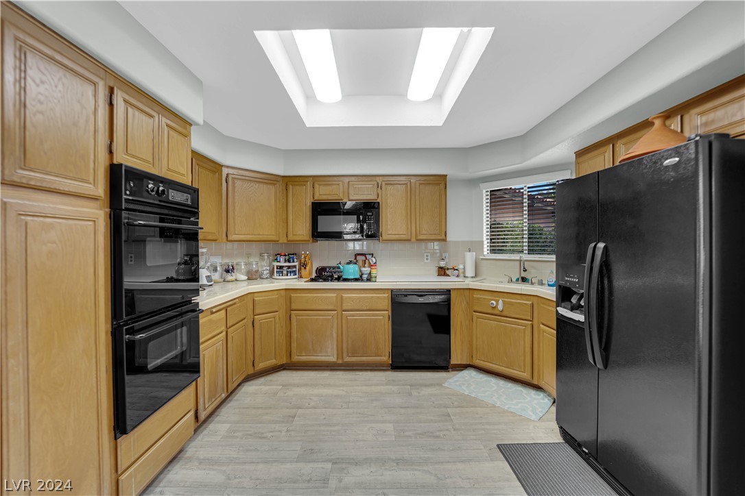 3611 Laguna Del Sol Drive