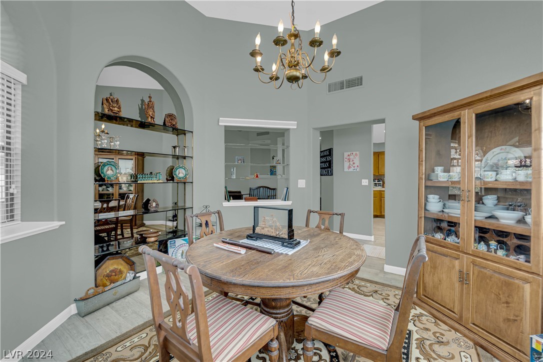 3611 Laguna Del Sol Drive