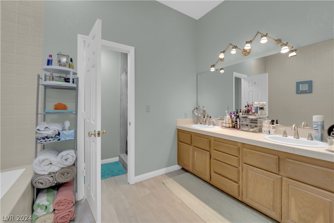 3611 Laguna Del Sol Drive