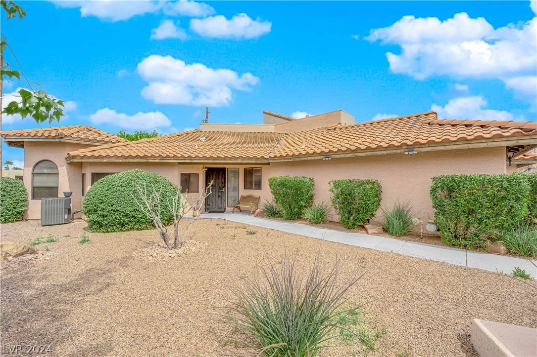 3611 Laguna Del Sol Drive